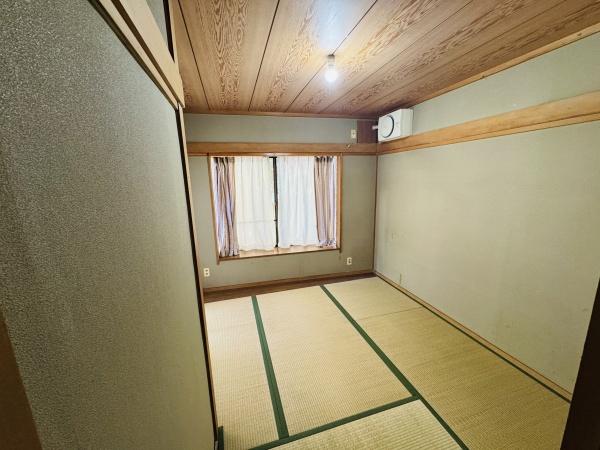 堺市南区原山台1丁　中古戸建 内観写真（リビング以外の居室）