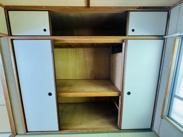 堺市南区原山台1丁　中古戸建 内観写真（収納）