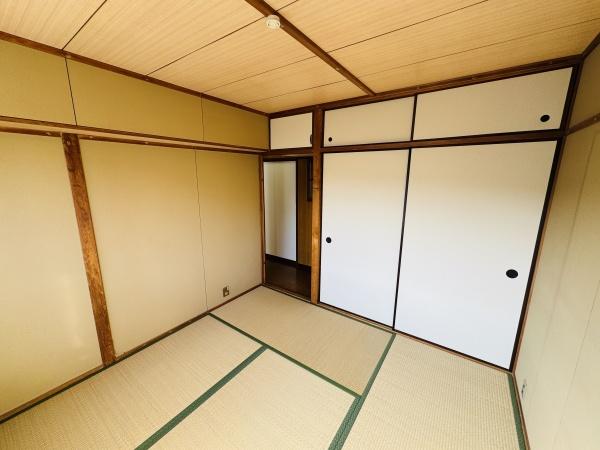 堺市南区原山台1丁　中古戸建 内観写真（リビング以外の居室）