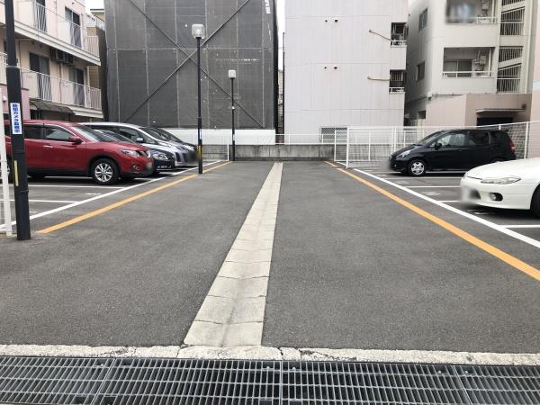 エクセル長居 共用部写真（駐車場）