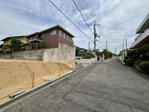 堺市南区三原台4丁　売土地 現地写真（前面道路含む現地写真）