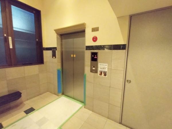 キングスクエアランドレックスC棟 共用部写真（エントランス）