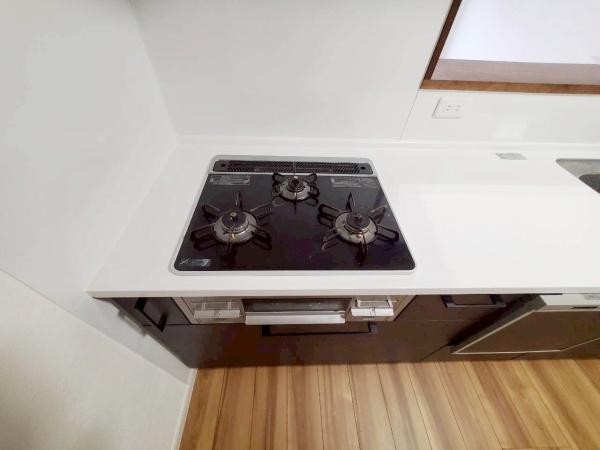 大阪市西成区松2丁目　中古戸建 内観写真（キッチン）
