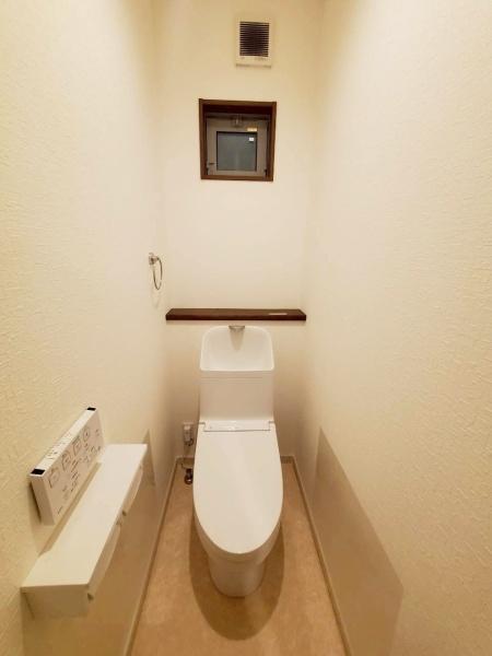 大阪市西成区松2丁目　中古戸建 内観写真（トイレ）