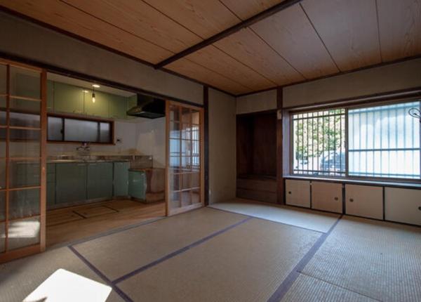 京都市左京区粟田口鳥居町　中古戸建 内観写真（リビング以外の居室）