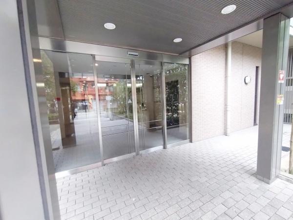 ファミール扇町アーバンステージ 共用部写真（エントランス）