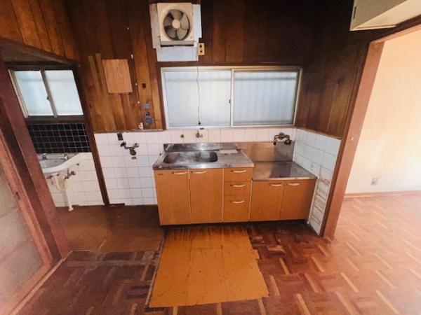 堺市堺区今池町4丁　中古戸建 内観写真（キッチン）