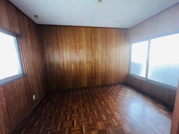 堺市堺区今池町4丁　中古戸建 内観写真（リビング以外の居室）