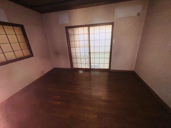 堺市堺区今池町4丁　中古戸建 内観写真（リビング以外の居室）