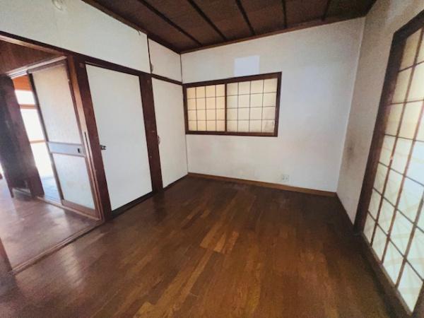 堺市堺区今池町4丁　中古戸建 内観写真（リビング以外の居室）