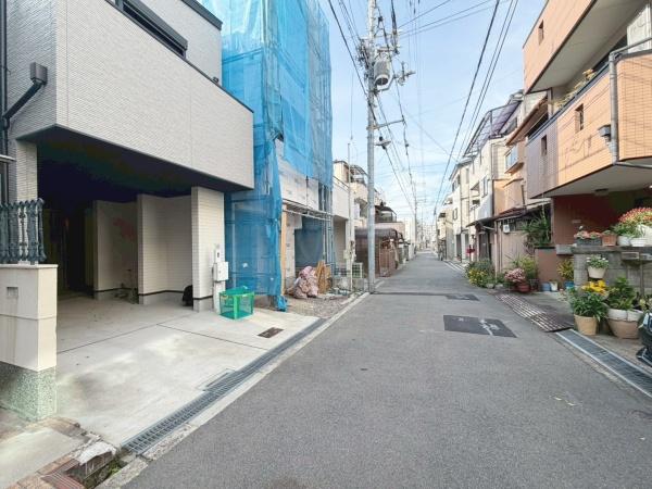 大阪市住之江区浜口西1丁目　中古戸建 現地写真（前面道路含む現地写真）