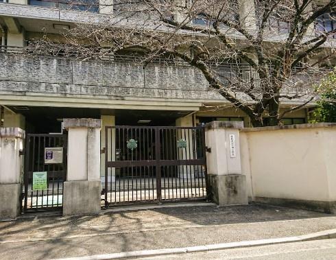 京都市左京区下鴨中川原町　中古戸建 小学校