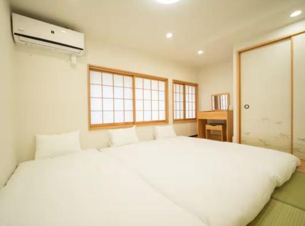 京都市南区東九条上御霊町　中古テラスハウス 内観写真（リビング以外の居室）
