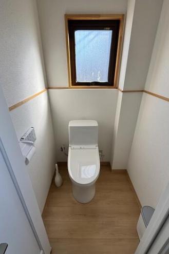 京都市南区東九条南石田町　店舗付中古戸建 内観写真（トイレ）