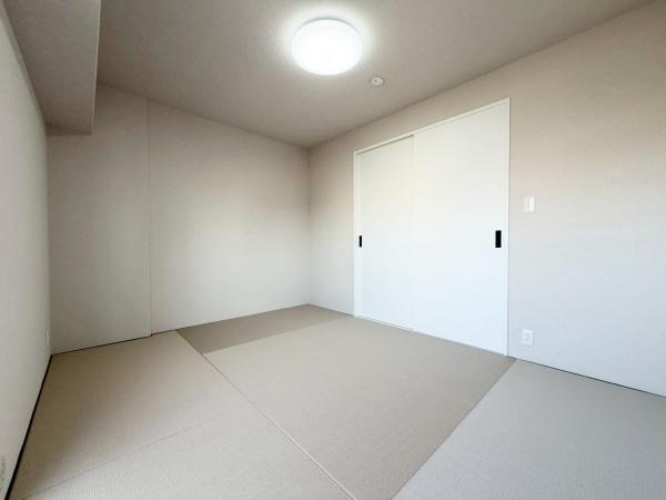 ライオンズマンション平野 内観写真（リビング以外の居室）