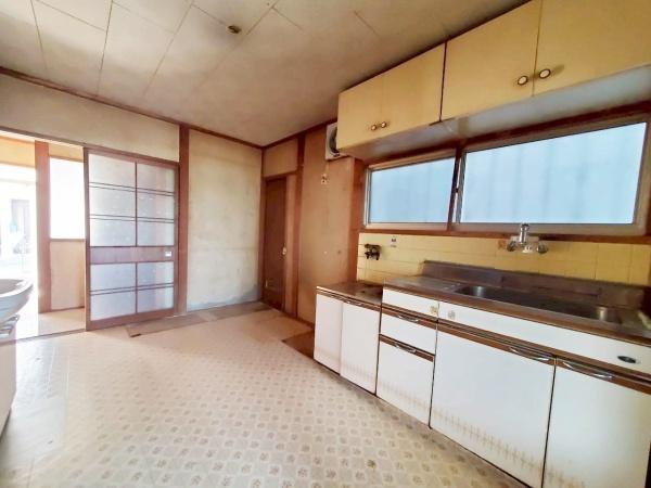 堺市東区日置荘西町7丁　中古戸建 内観写真（キッチン）