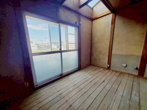 堺市東区日置荘西町7丁　中古戸建 内観写真（リビング以外の居室）