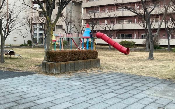 和泉市伯太町6丁目　中古戸建 公園