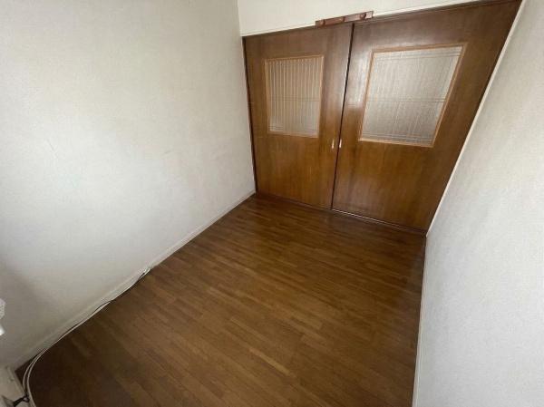 伊丹市荒牧南4丁目　中古テラスハウス 内観写真（リビング以外の居室）