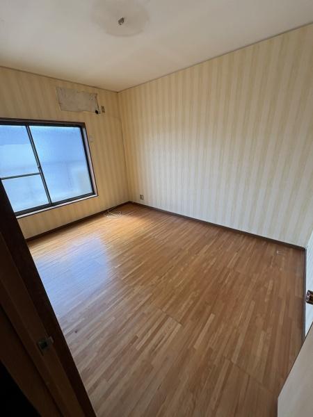 大阪府大阪市生野区中川東２丁目 内観写真（リビング以外の居室）