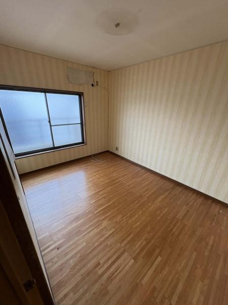 大阪府大阪市生野区中川東２丁目 内観写真（リビング以外の居室）