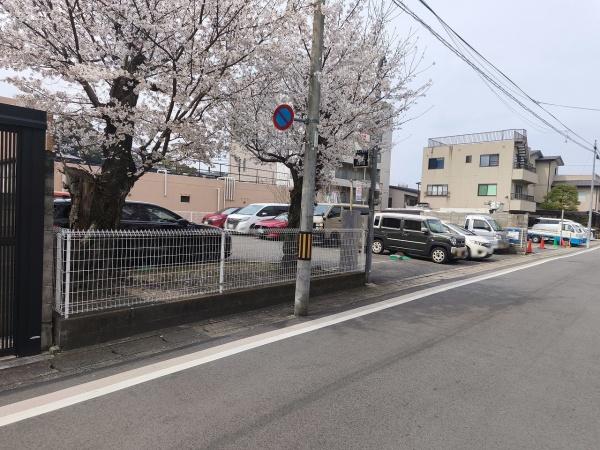 京都府京都市左京区鹿ケ谷西寺ノ前町 現地写真（前面道路含む現地写真）