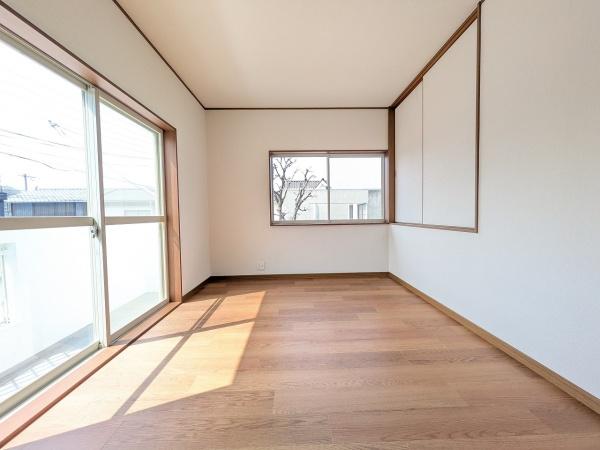京都市左京区田中東高原町　中古戸建 内観写真（リビング以外の居室）