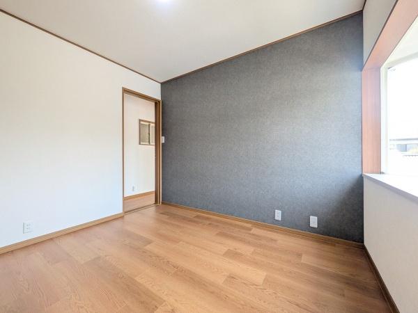 京都市左京区田中東高原町　中古戸建 内観写真（リビング以外の居室）