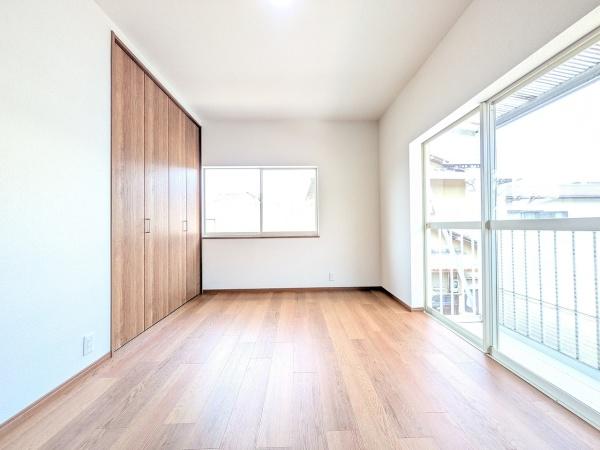 京都市左京区田中東高原町　中古戸建 内観写真（リビング以外の居室）