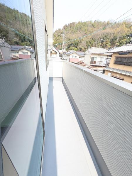 京都市左京区修学院千万田町　2号地　新築戸建 現地写真（バルコニー）