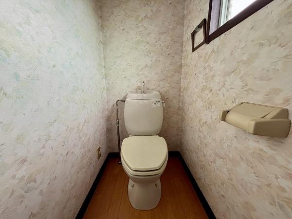 富田林市梅の里4丁目　中古戸建 内観写真（トイレ）