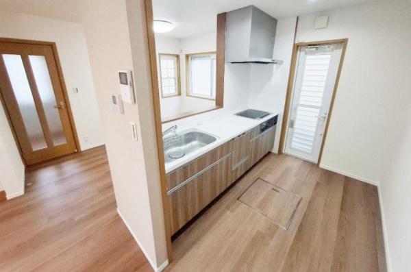 富田林市伏山3丁目　中古戸建 内観写真（キッチン）
