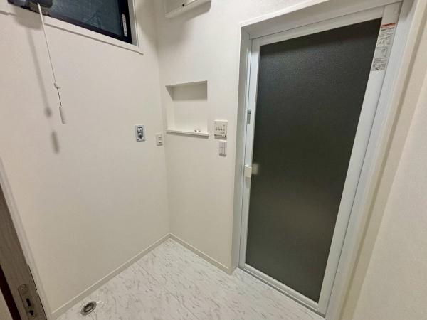 羽曳野市誉田7丁目　中古戸建 内観写真（洗面台・洗面所）