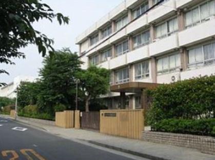泉大津市高津町　中古戸建 中学校