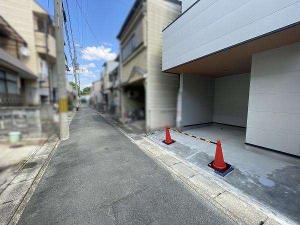 京都市右京区嵯峨中又町　新築戸建 現地写真（前面道路含む現地写真）