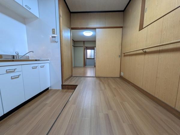 京都市中京区壬生森前町　中古テラスハウス 内観写真（リビング）