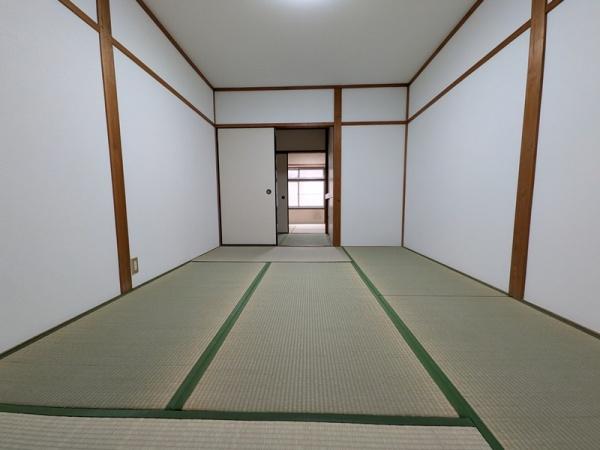 京都市中京区壬生森前町　中古テラスハウス 内観写真（リビング以外の居室）