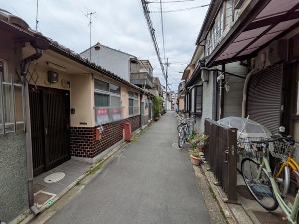 京都市中京区壬生森前町　中古テラスハウス 現地写真（前面道路含む現地写真）