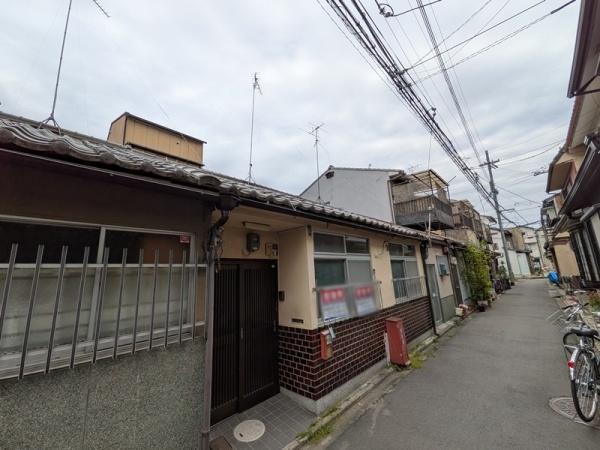 京都市中京区壬生森前町　中古テラスハウス 現地写真（前面道路含む現地写真）