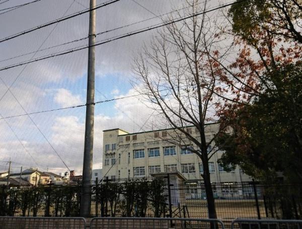 京都市中京区壬生森前町　中古テラスハウス 小学校