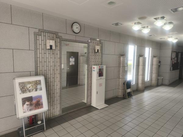 コスモワンダータウン 共用部写真（エントランス）
