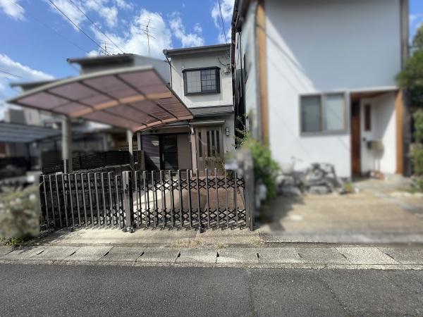 京都市右京区嵯峨野嵯峨ノ段町　中古戸建 現地写真（前面道路含む現地写真）