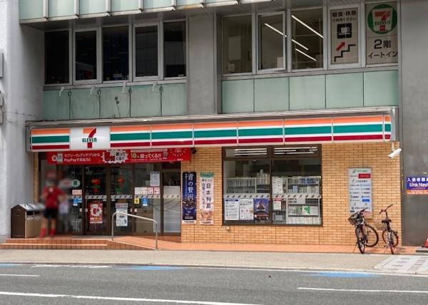 プレミストタワー靭本町 コンビニ