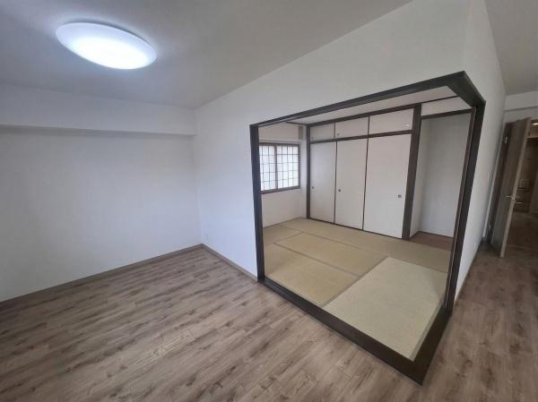 ライオンズマンション此花 内観写真（リビング以外の居室）