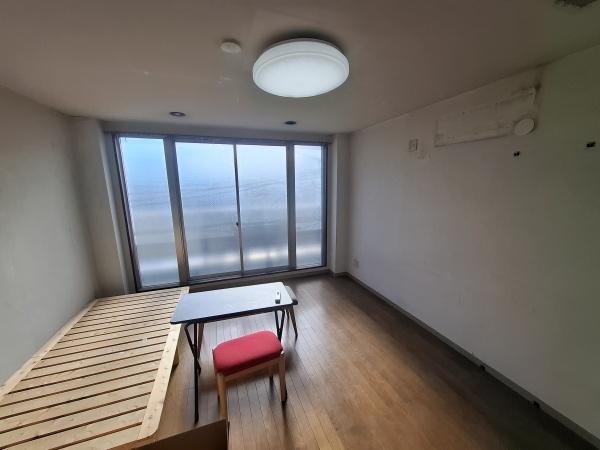 大阪市大正区泉尾1丁目　中古戸建 内観写真（リビング以外の居室）
