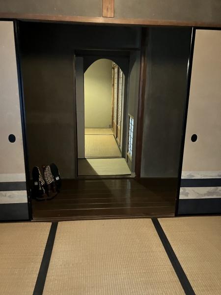京都市山科区日ノ岡夷谷町　中古戸建 内観写真（リビング以外の居室）