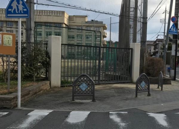 京都市山科区日ノ岡夷谷町　中古戸建 中学校