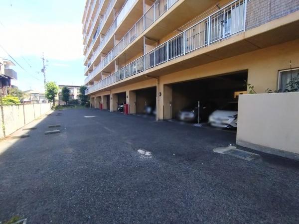 朝日プラザ天下茶屋2 共用部写真（駐車場）