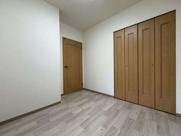 ダイアパレス住之江公園 内観写真（リビング以外の居室）