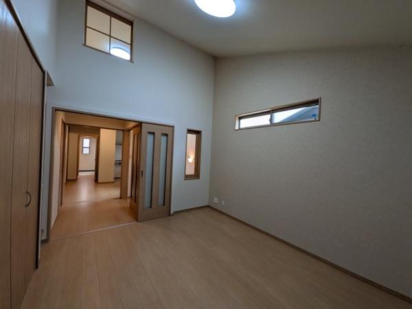 京都市中京区三条油小路町　中古戸建 内観写真（リビング）